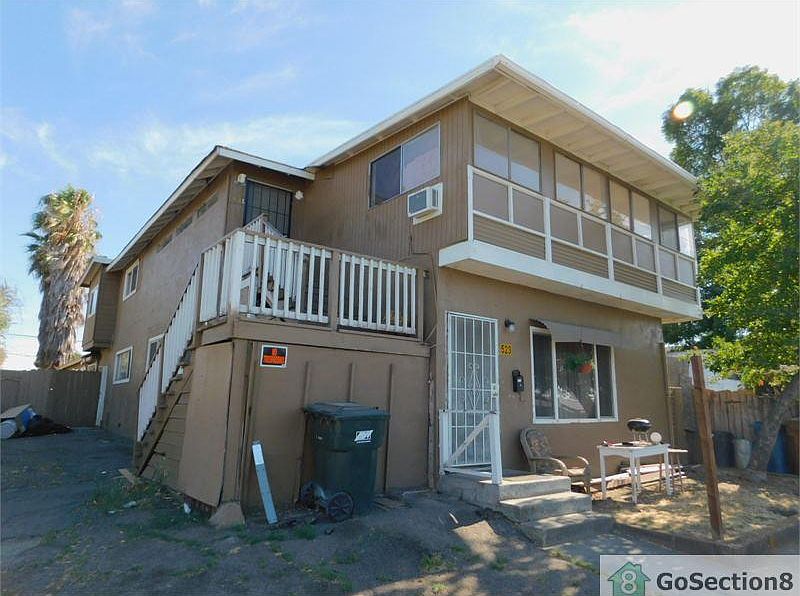 1st image of 521-523 W 18th St