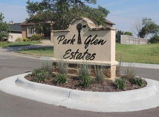 1101 Park Glen St, Clearwater, KS 67026