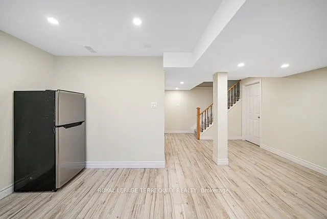 1 Devineridge Ave — Photo 8