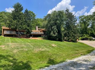 4220 Round Top Rd, Export, PA 15632