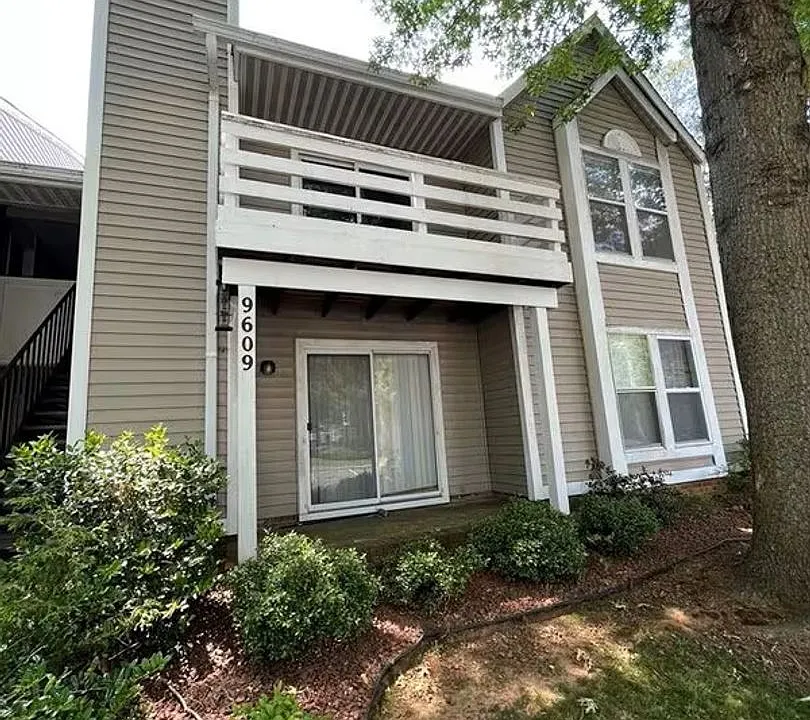 9609D Vinca Cir