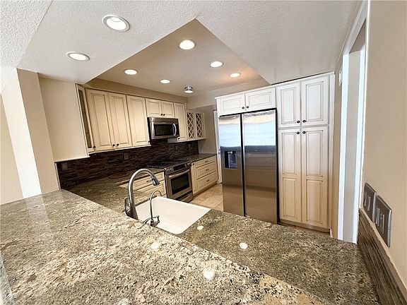 5th image of 3382 Tempe Dr