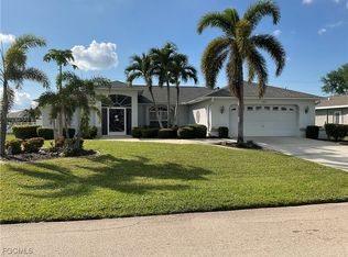 3920 SE 2nd Pl, Cape Coral, FL 33904