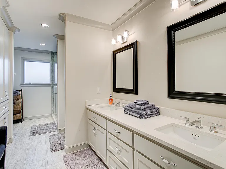 6688 Yosemite Ln — Photo 36