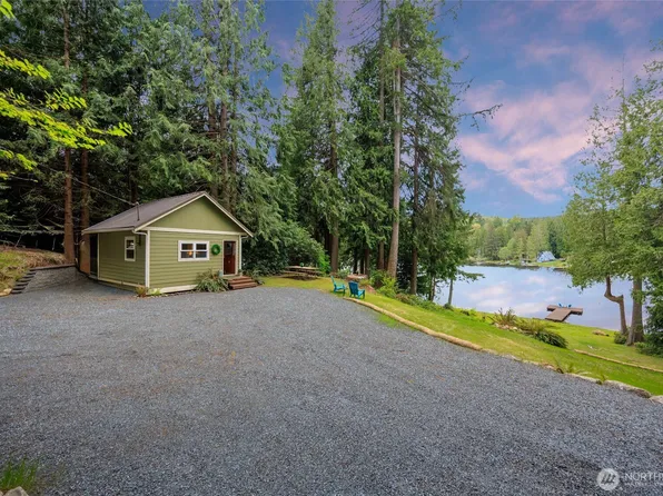 1028 S Lake Roesiger Road, Snohomish, WA 98290