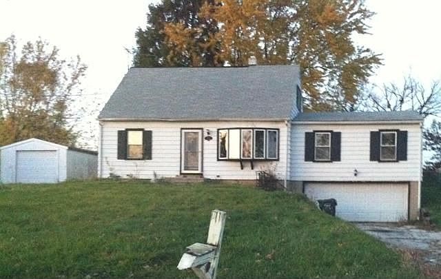1st image of 2632 W Greenwood Ave