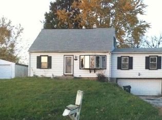 2632 W Greenwood Ave, Waukegan, IL 60087