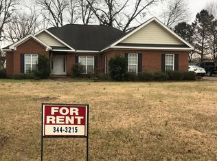254 Saint Clair Dr, Leesburg, GA 31763