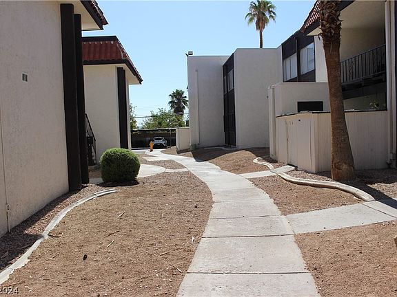 3rd image of 1405 Vegas Valley Dr APT 165