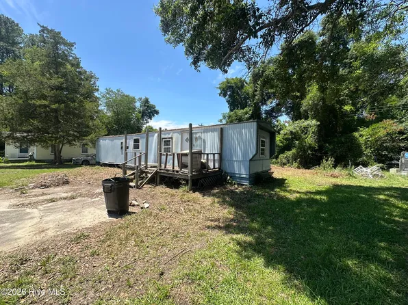 (undisclosed Address), Laurel Hill, NC 28351