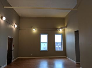 214 N 4th St STE 3B, Burlington, IA 52601