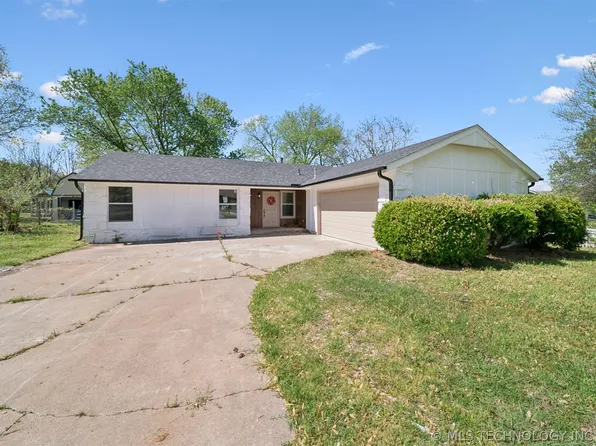2934 W 68th St, Tulsa, OK 74132