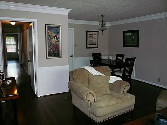 4th image of 1249 Derby Dr