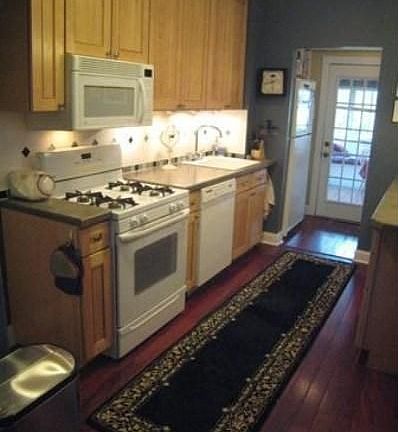 4th image of 43 Bellew Ave