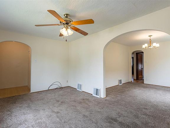 5th image of 706 Avenue H