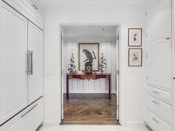 3rd image of 300 Boylston St Unit 603