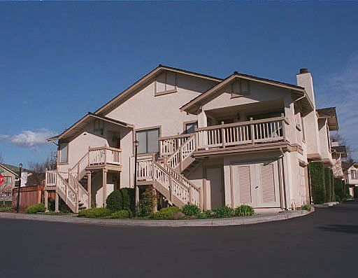 1st image of 878 Cherry Glen Cir