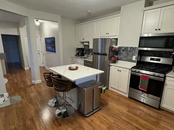 217 Marion St #3B, Boston, MA 02128