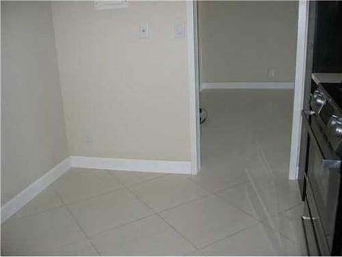 KITCHEN ENTRANCE