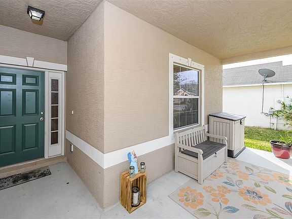 2nd image of 194 Osprey Marsh Ln