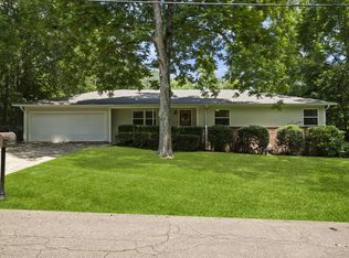 1206 Velma St, Hattiesburg, MS 39402