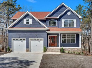 13 3rd St, Barnegat, NJ 08005