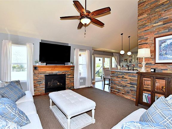 5th image of 102 Settlers Dr