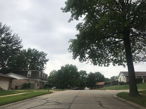 4th image of 5532 Windford Dr