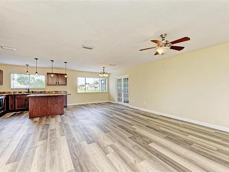 7120 Elyton Dr — Photo 3