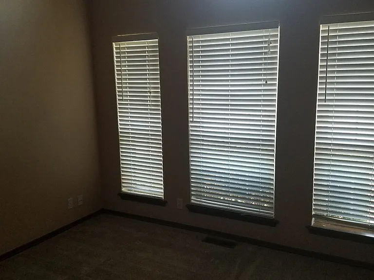 4016 Ripple Ave — Photo 8