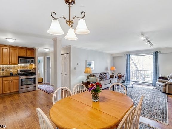 3rd image of 18 Prospect 3d South Orange