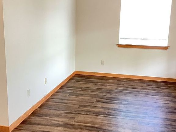 4th image of 820 N Garden St #301