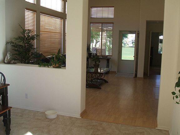 Spacious and Bright Living Room