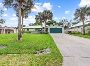 434 Rolling Hill Dr, Sebastian, FL 32958