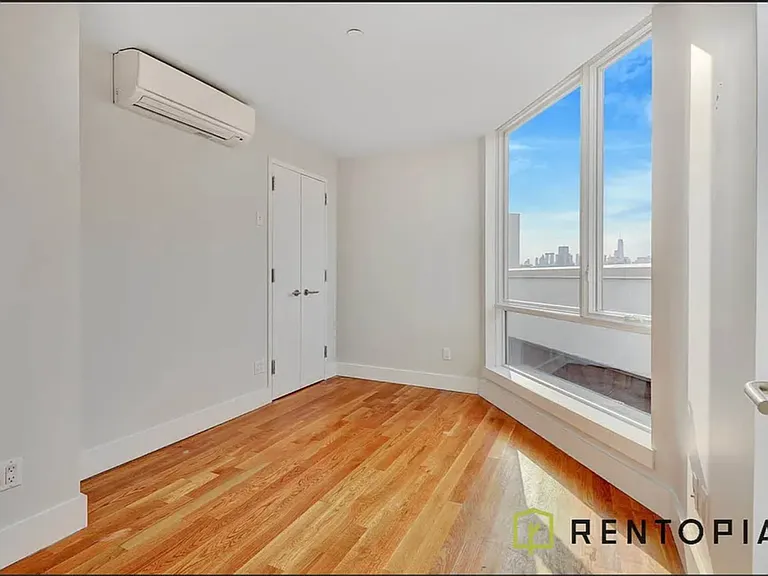 25 Skillman Ave #403C — Photo 8