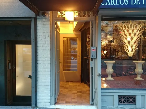 238 East 60th Street