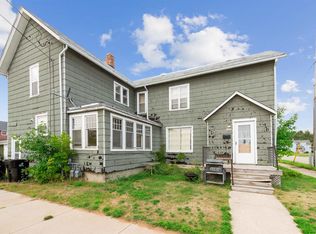 1802 11th Ave, Menominee, MI 49858