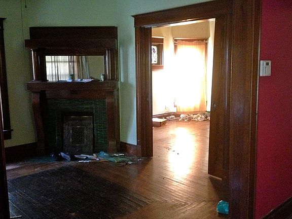 4th image of 425 Grafton Ave