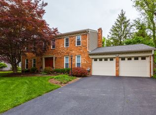 9514 Bent Creek Ln, Vienna, VA 22182