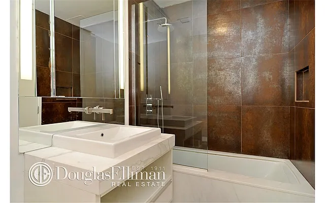 Rented by Douglas Elliman | media 29
