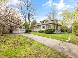 16 Webb St, Lexington, MA 02420