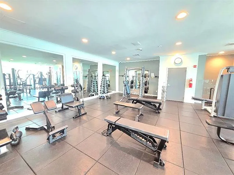 1155 Brickell Bay Dr #2006 — Photo 23