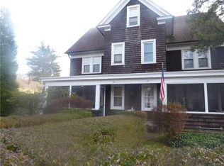 10 Marathon Pl, Port Chester, NY 10573