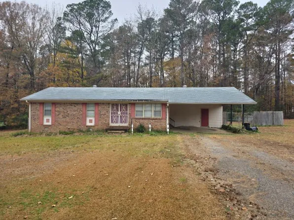 11 County Road 119, Farmington, MS 38834