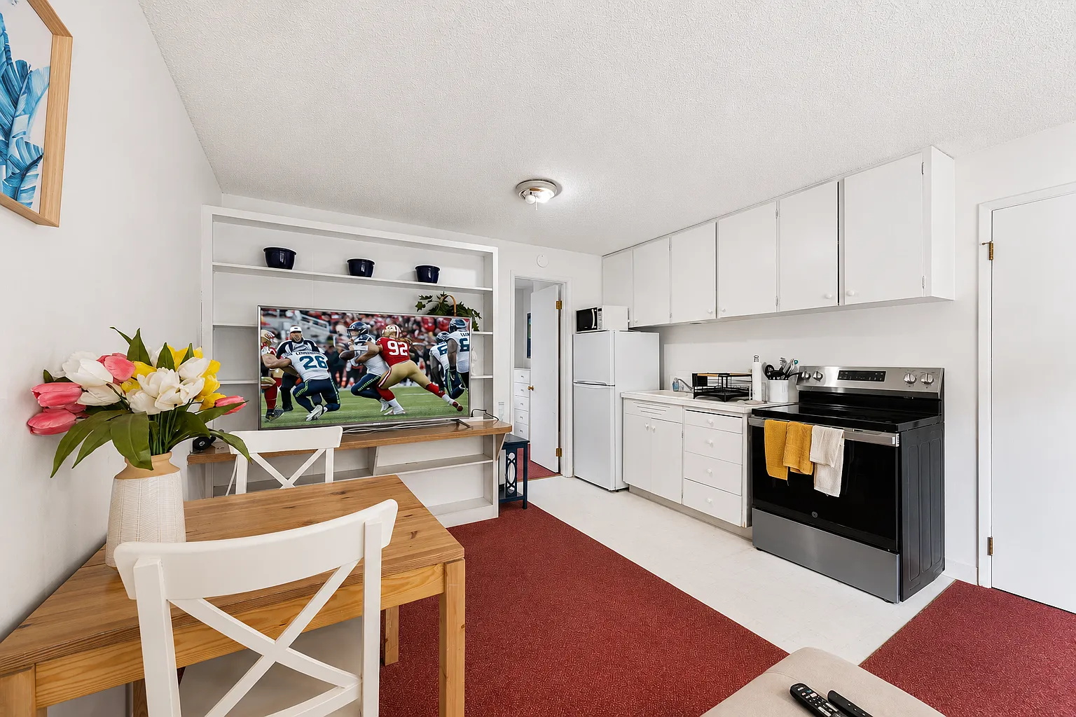 1 bed, 350 sqft, $1,750 — Photo 3