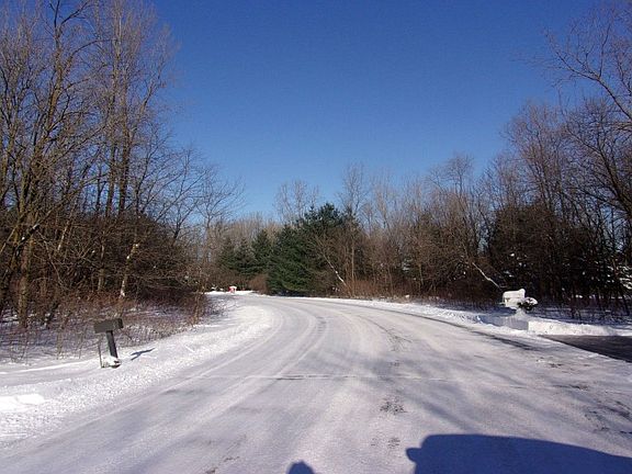 4th image of 4 Salem Ln