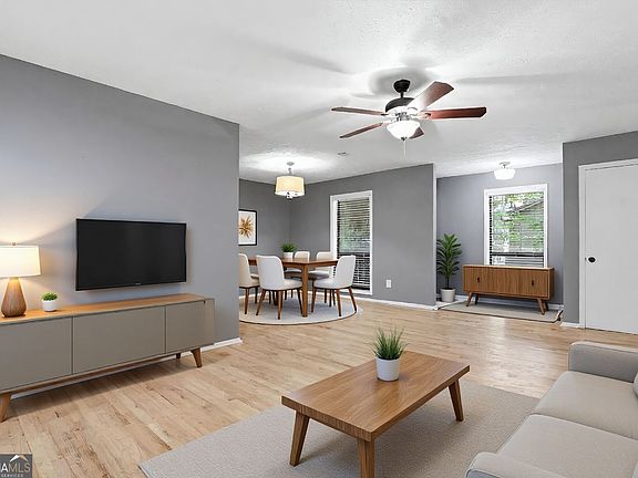 5th image of 8740 Roswell Rd Unit 2G
