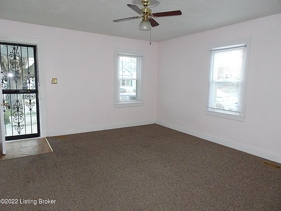 3rd image of 4311 Wells Dr