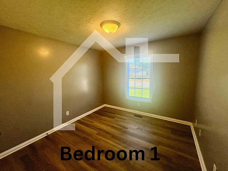 4709 Rathbone Dr — Photo 7