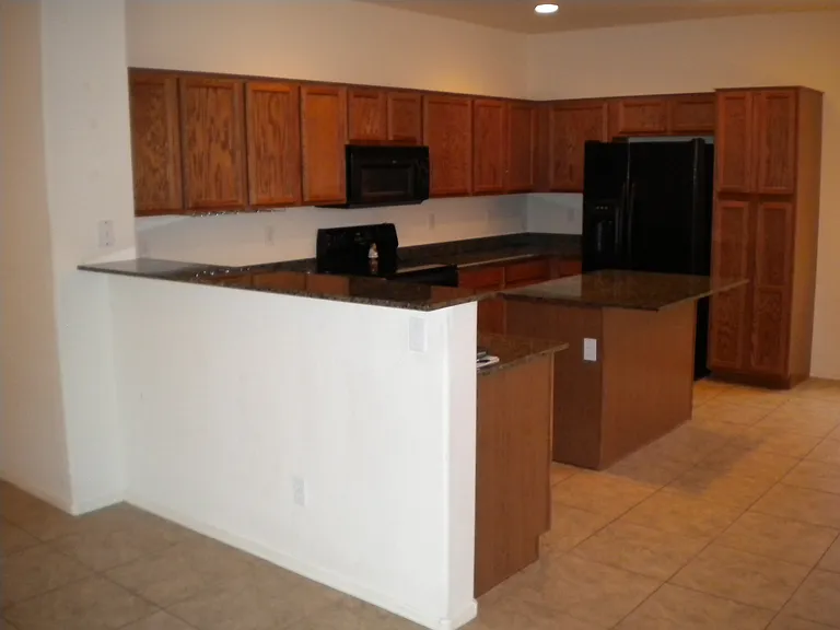 Kitchen W/Snack Bar_01242014